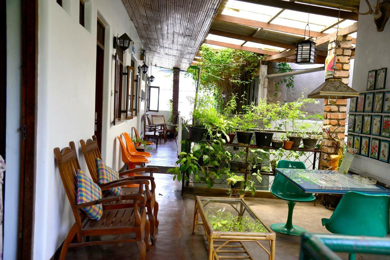 Kandy Inn Madugalle'S Family Guest House Exteriér fotografie